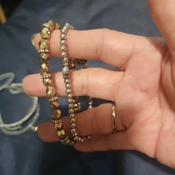 Bracelet bundle - Picture 3 of 4